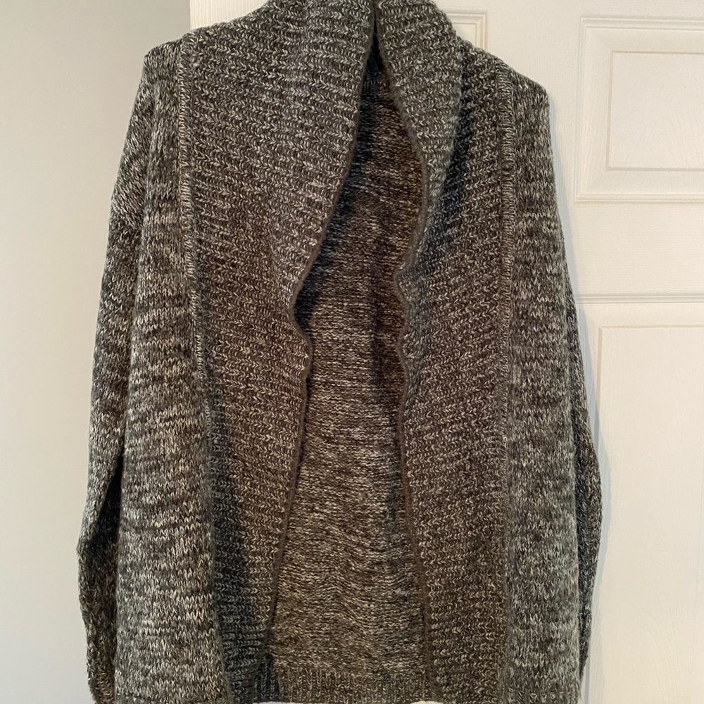 Grey sweater